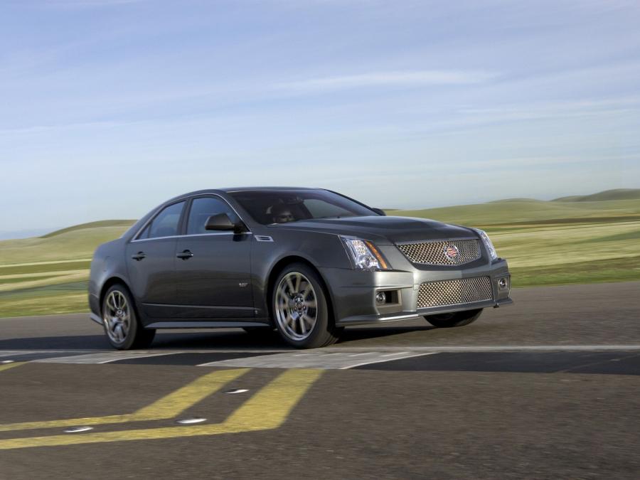  Cadillac CTS-V Coupe 2010 года  (фото 276 из 315)